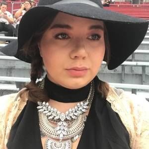 Meet your Posher, Becky